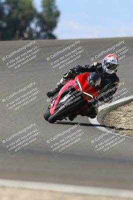 media/Sep-21-2025-TrackDaz (Sun) [[277c75b276]]/B Group/1220pm (Turn 2)/